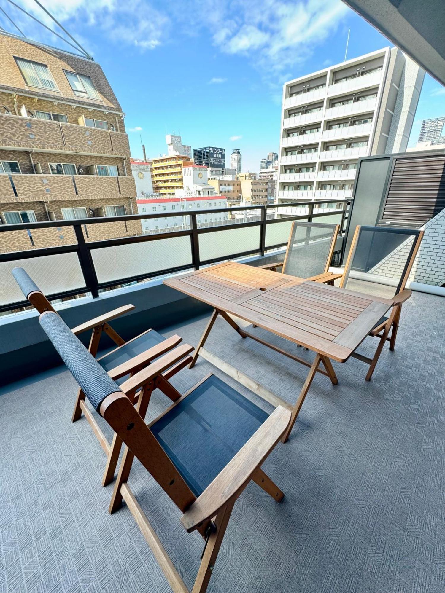 Ma House 701 Ōsaka